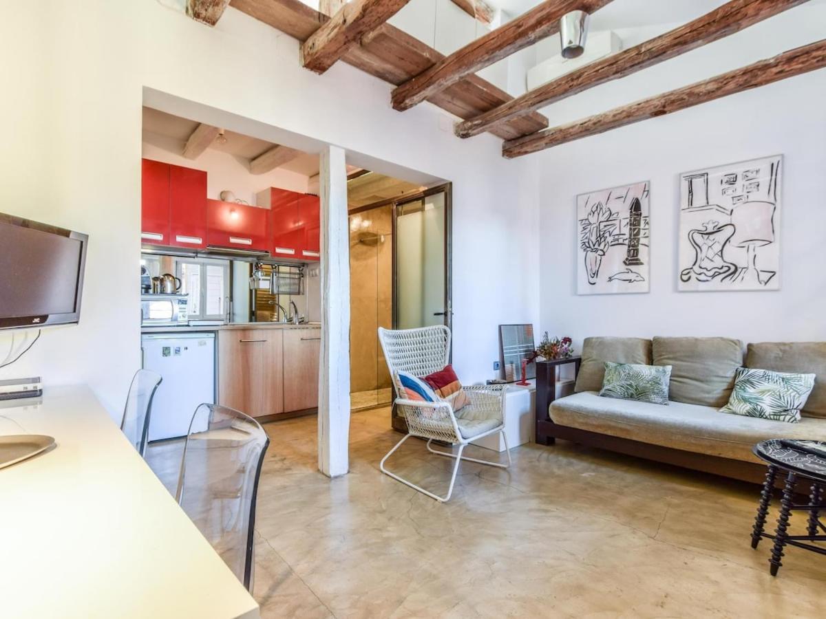 Con Doble Altura En Lavapies Alquiler Temporal Appartement *
